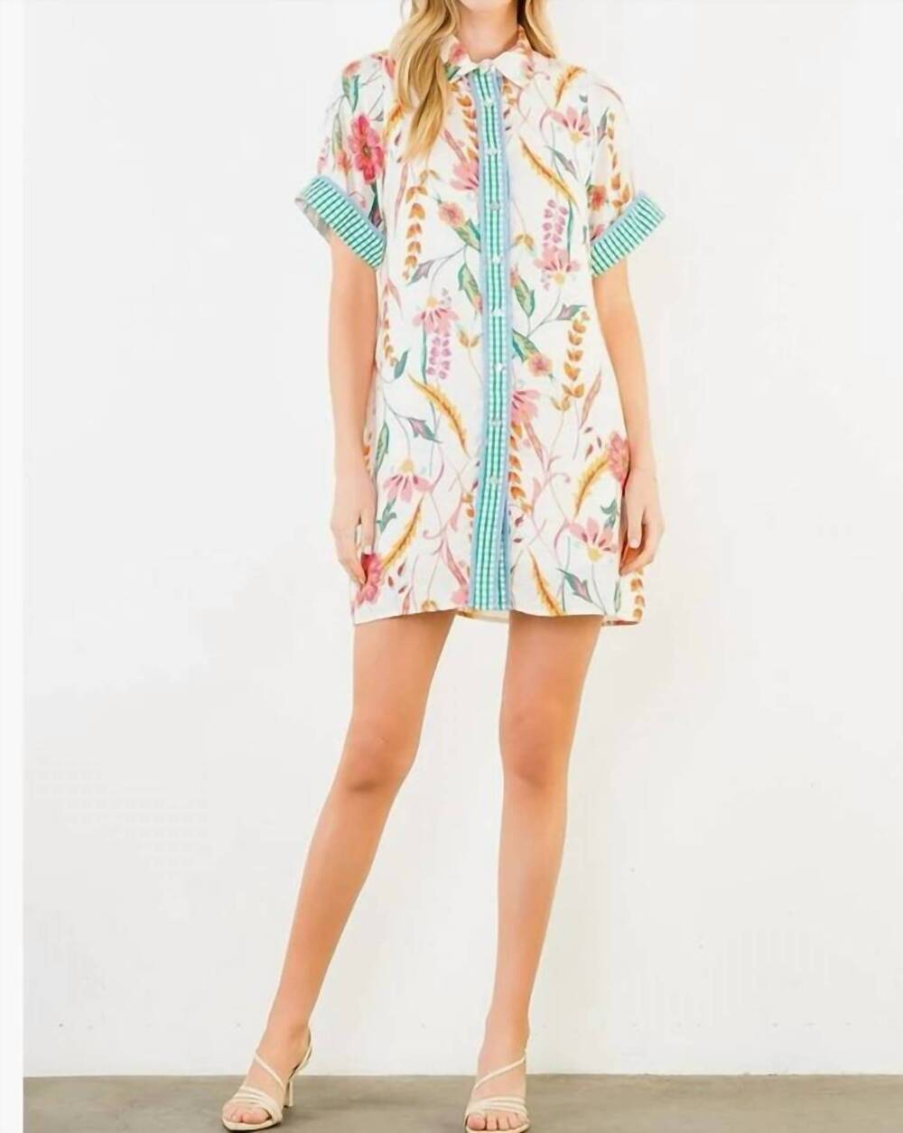 NEW THML floral print collared dress in cream
